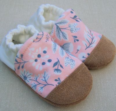Pink Sugar Floral/White Heel, Ready to Ship, sz 2T Pink Sugar Floral/White Heel, Ready to Ship, sz 2T