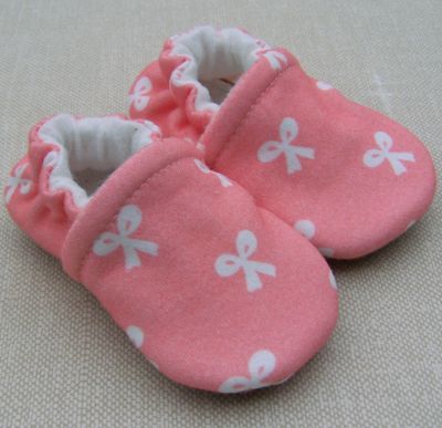 Pink Bows, Ready to Ship, sz 0-3m Pink Bows, Ready to Ship, sz 0-3m