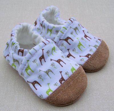 Grass Giraffes, Ready to Ship, sz 6-12m Grass Giraffes, Ready to Ship, sz 6-12m